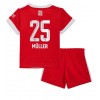 Bayern Munich Thomas Muller #25 Hemmaställ Barn 2022-23 Korta ärmar (+ Korta byxor)